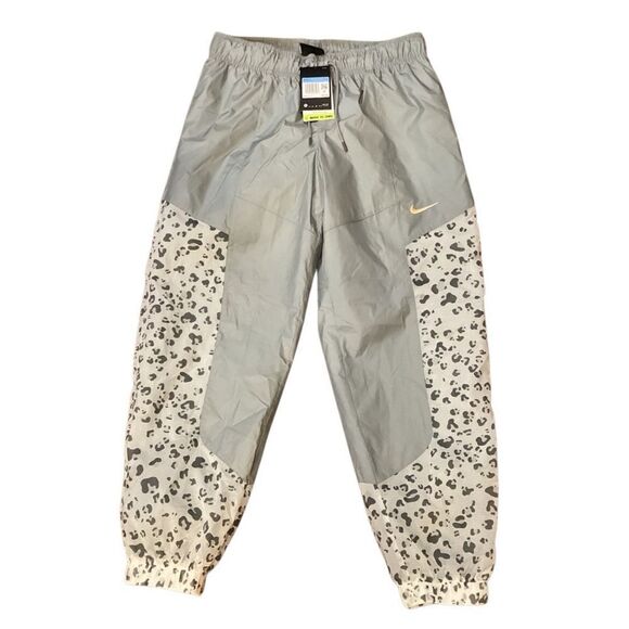 NWT$95 Nike Sportswear Woven Leopard Print Jogger Pants DD5894-073 Gray Medium - Picture 4 of 10
